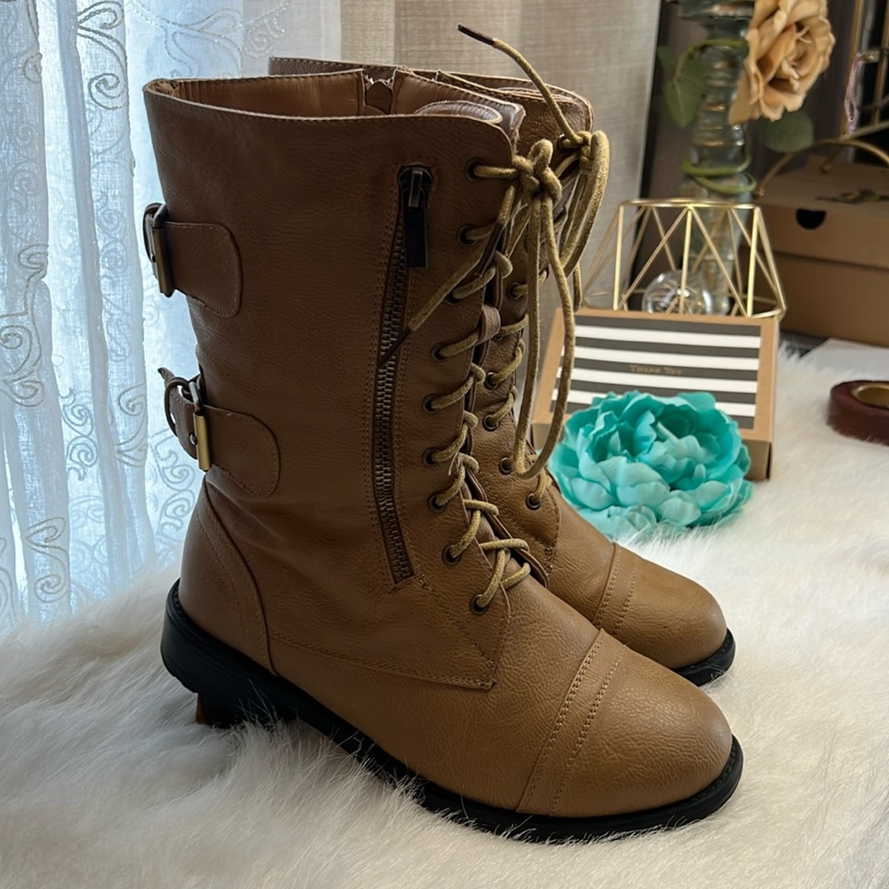 Top Moda Women’s mid calf military pocket lace up combat boots sz 8 Beige